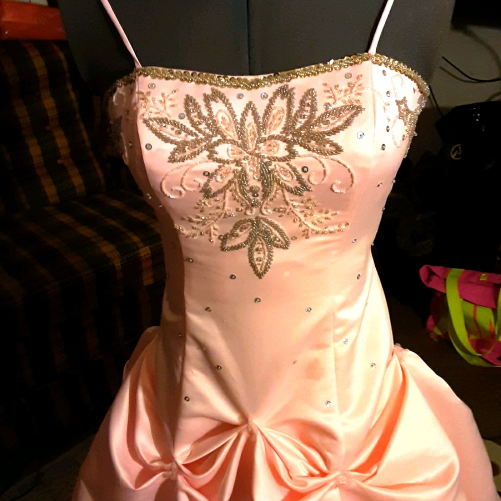 Prom gown